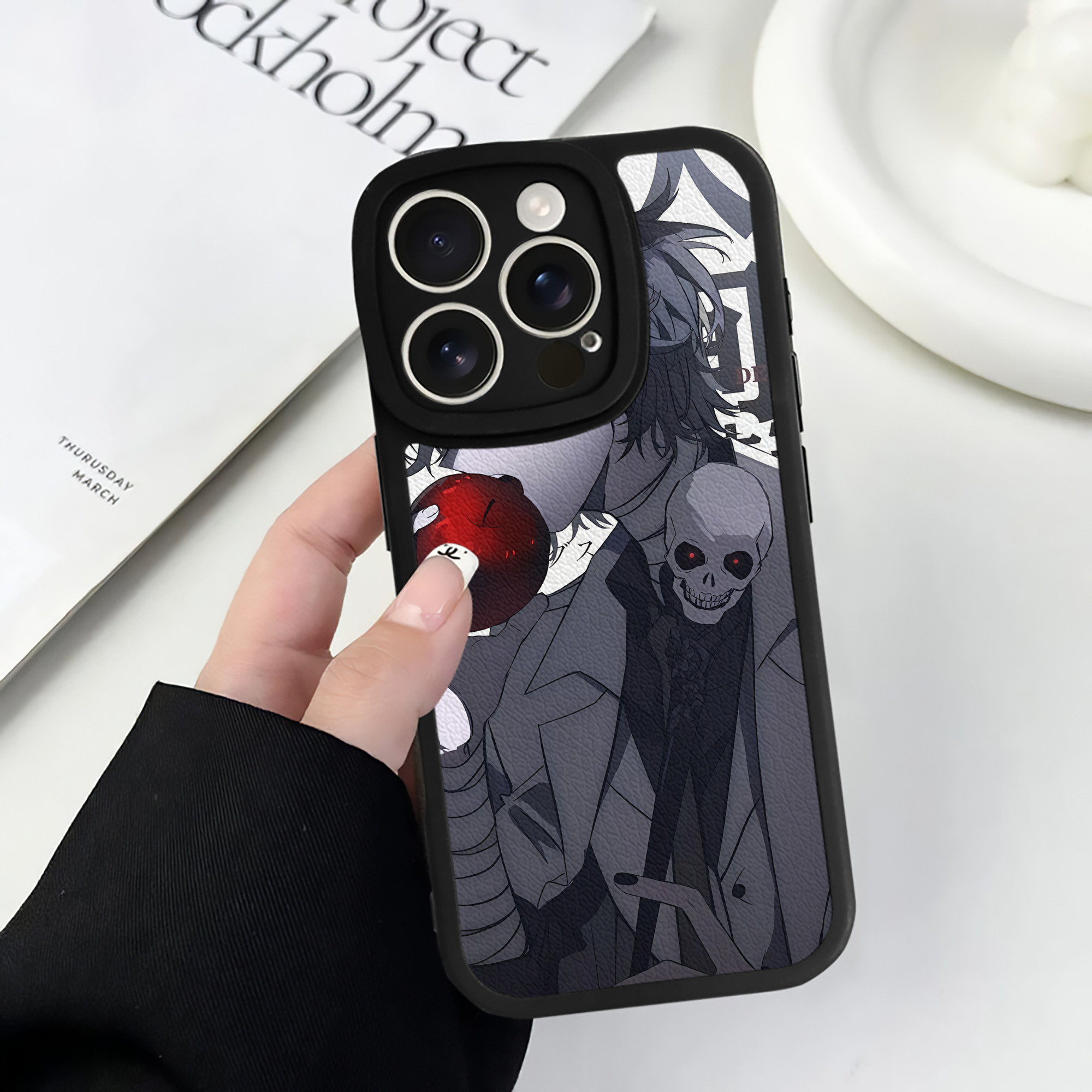 （画像用） 文豪ストレイドッグス Bungo Stray Dogs 【iPhone 16シリーズ対応】シリコンスマホケース（レザー調） 材質：シリコン